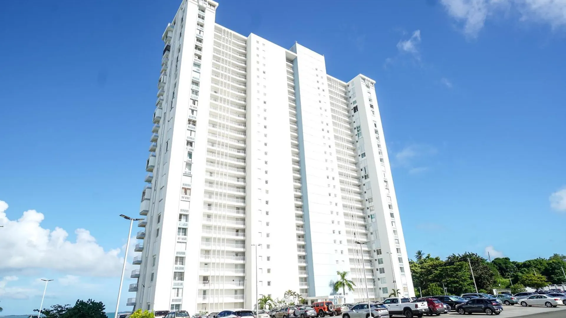 High Rise Beachfront Condo With Panoramic Views Fajardo Apartment
