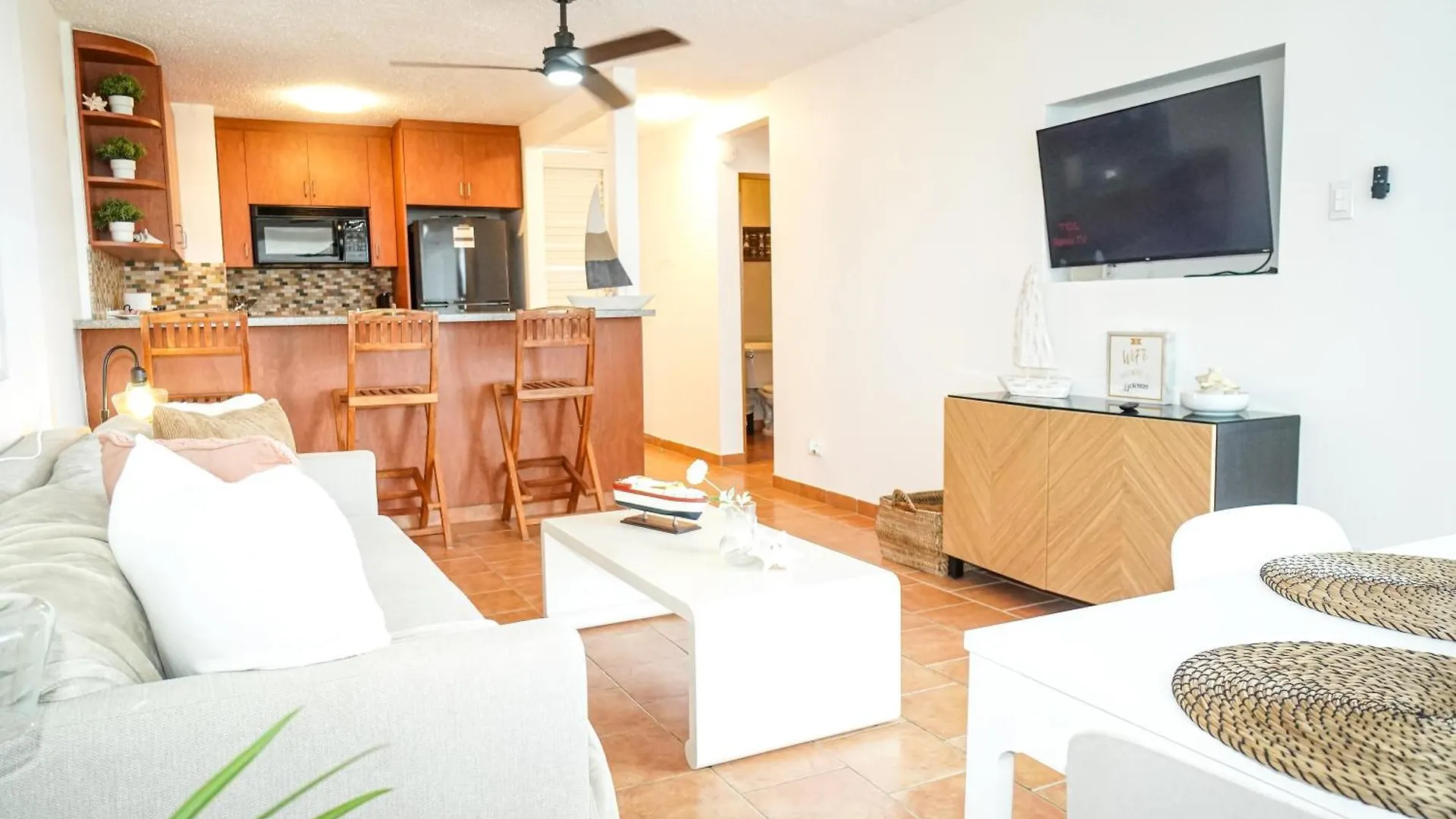 Apartment High Rise Beachfront Condo With Panoramic Views Fajardo