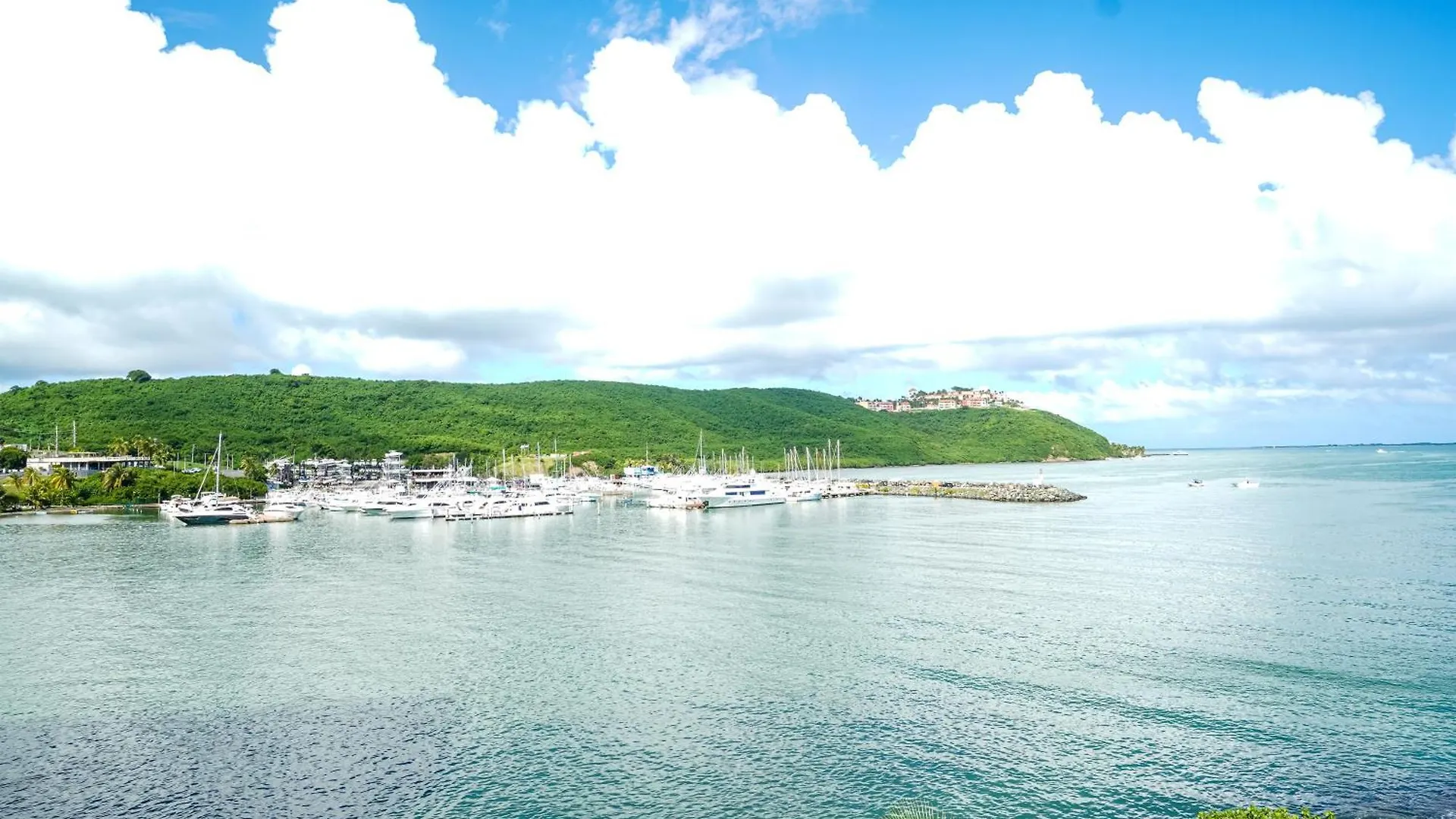 High Rise Beachfront Condo With Panoramic Views Fajardo 0*,